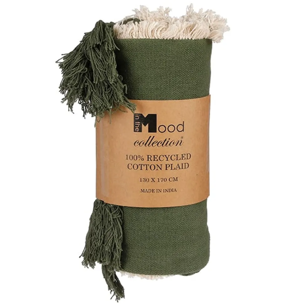 100% recycled coton green throw, 67 x 51″