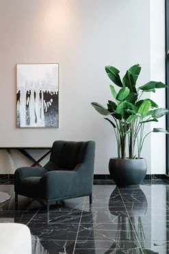 Anthracite fiber clay round planter