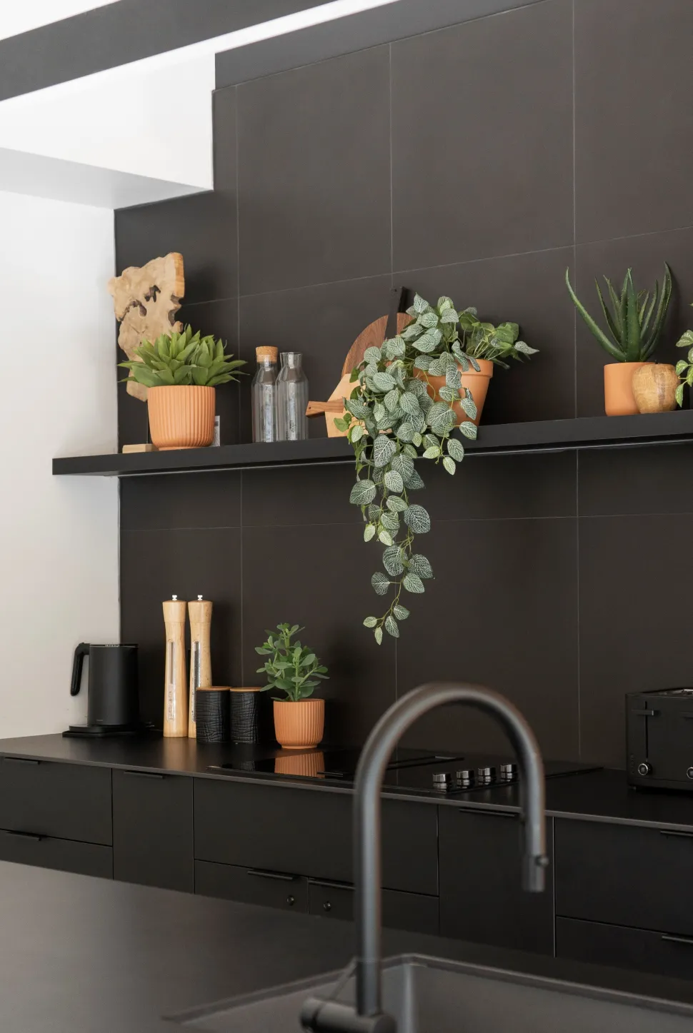 Artificial fitonia hanging plant, 32″