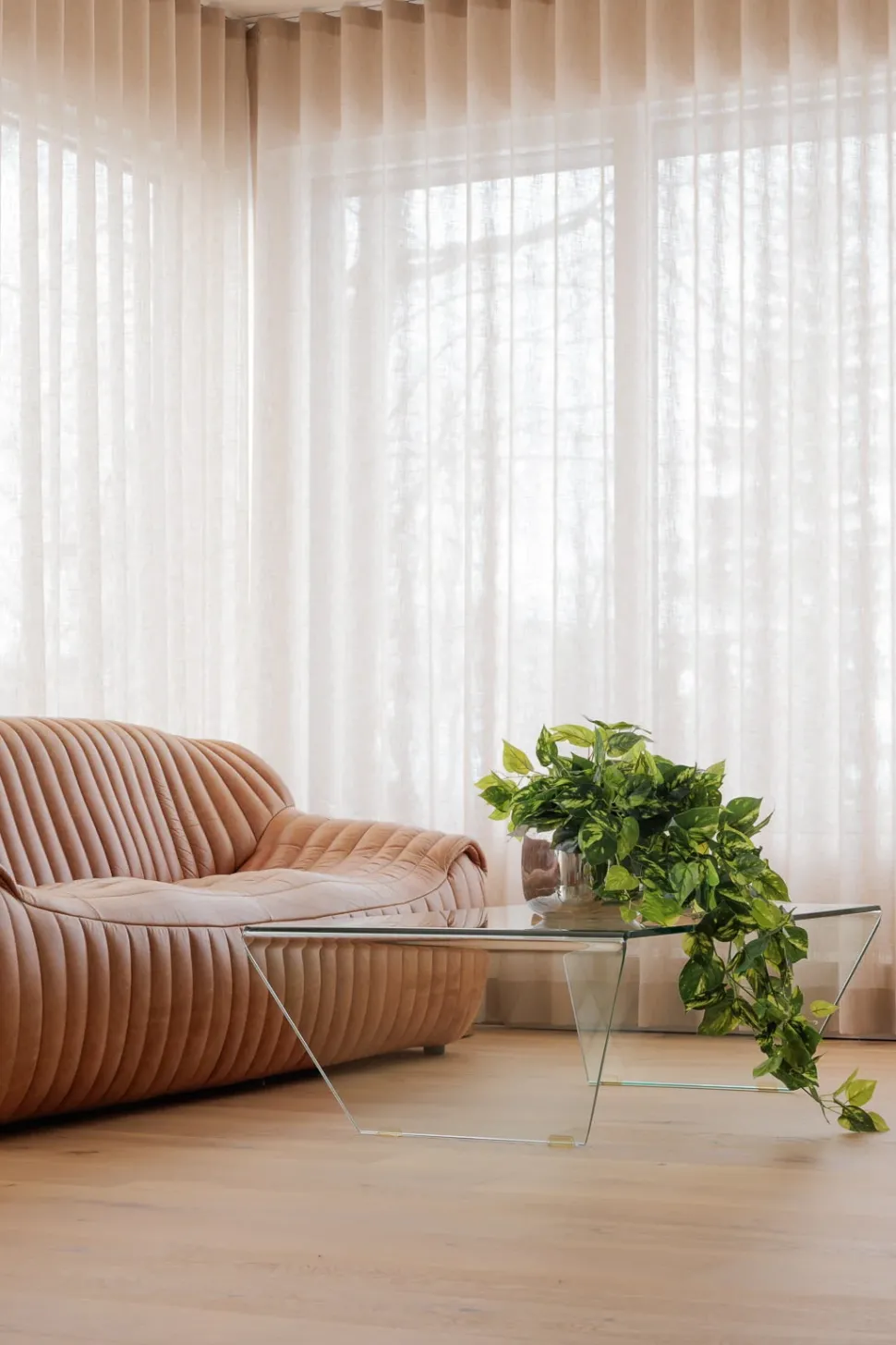 Artificial hanging pothos ivy, 39″