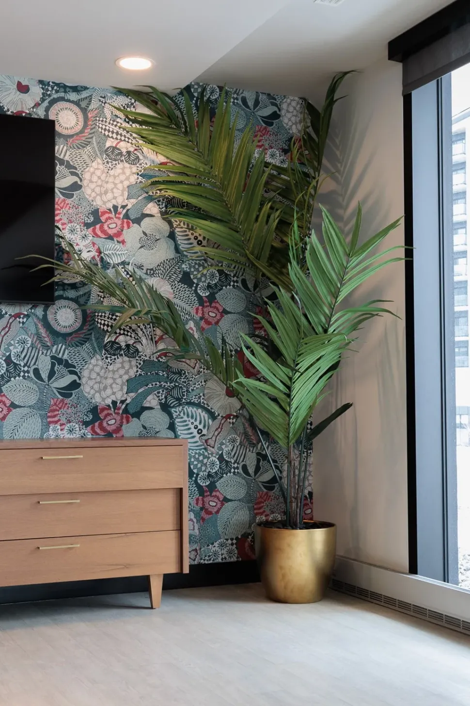 Artificial kentia palm tree, 84″