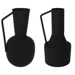 Black metal jug vase, 11,5 x 6"