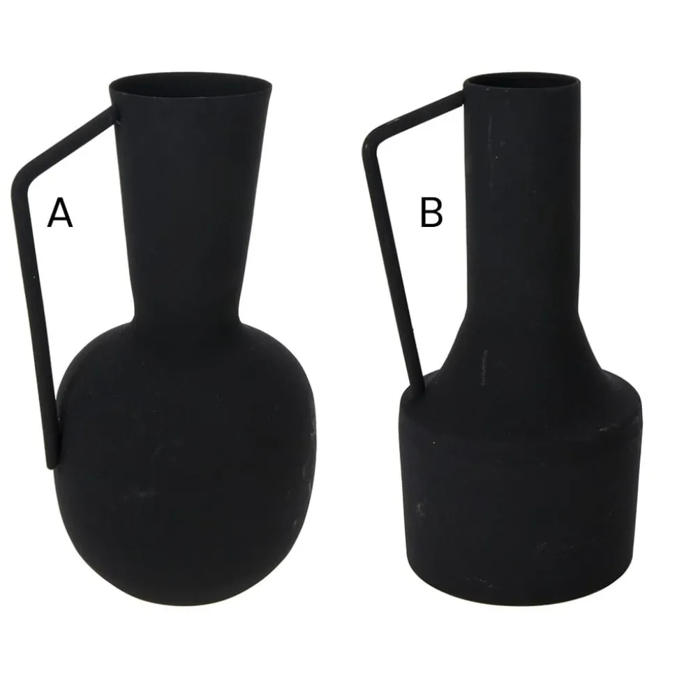 Black metal jug vase, 11,5 x 6"