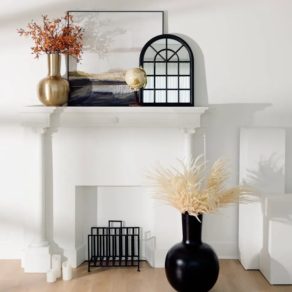 Black window mirror, 24 x 17,5″