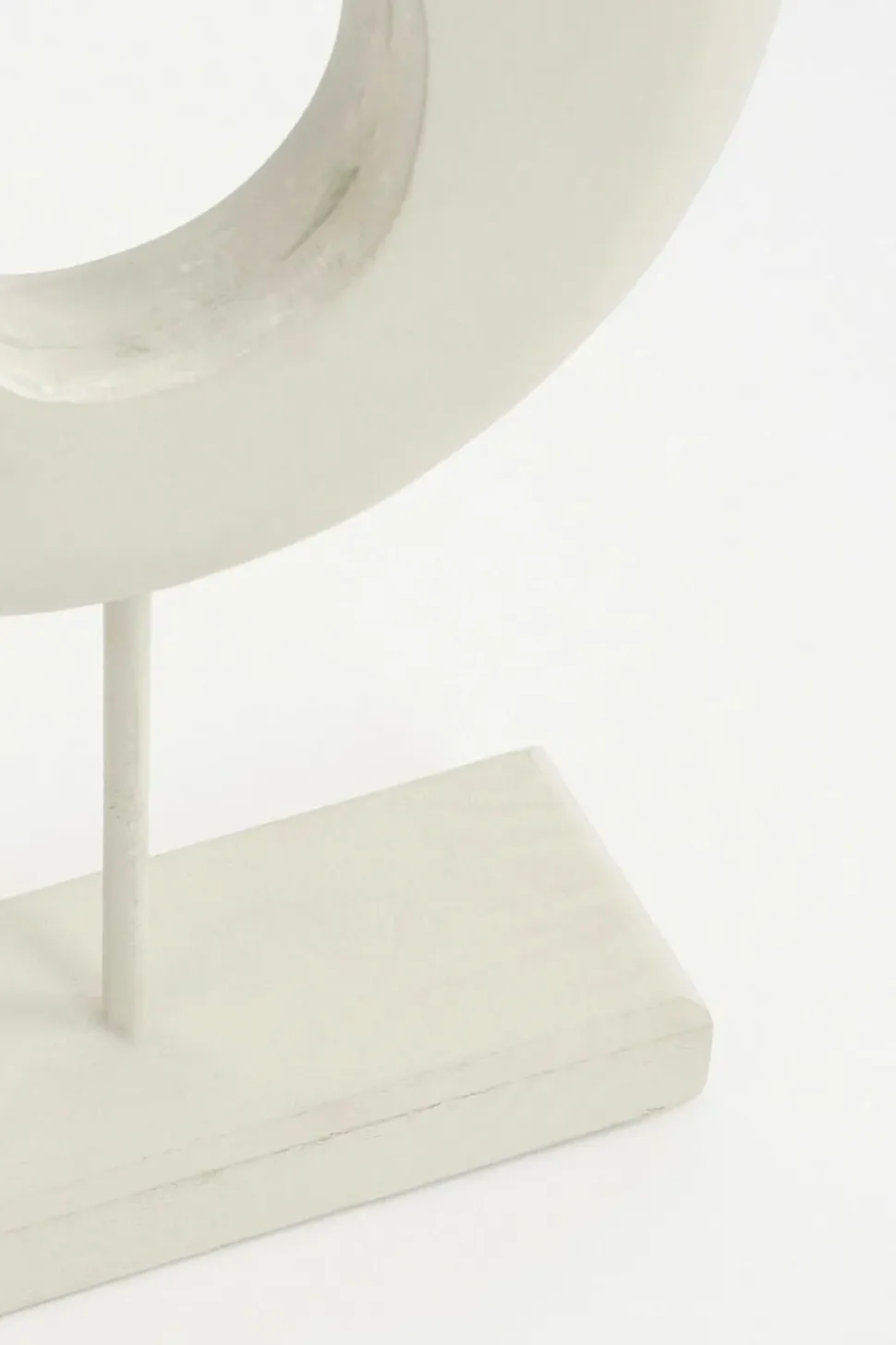 Cream abstract decoration in 100% FSC-certified wood, 13"