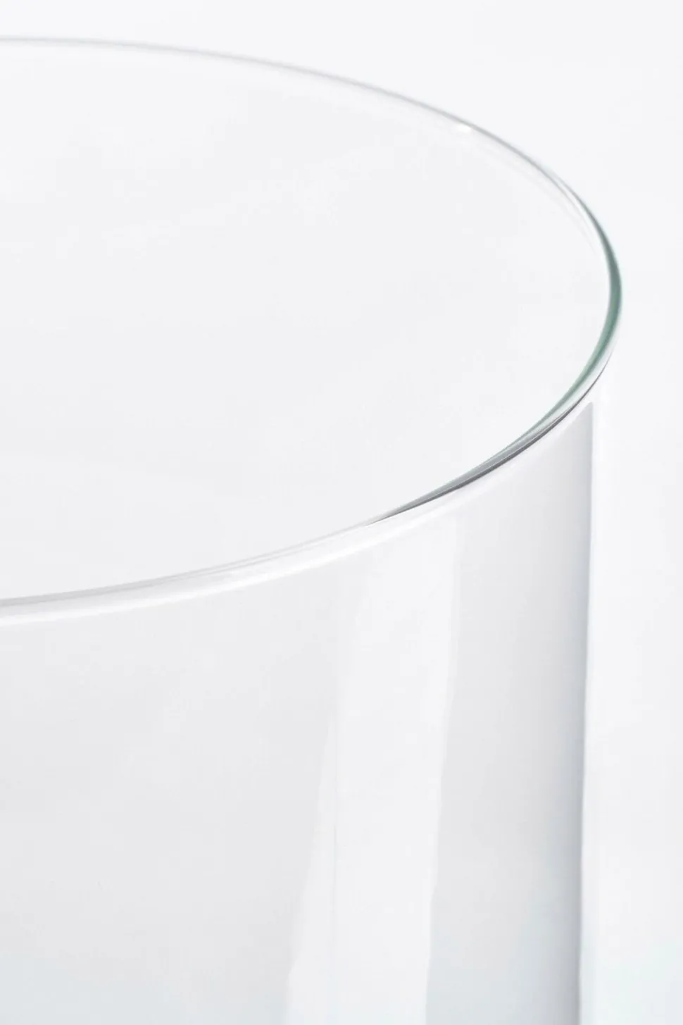 Cylindrical clear glass vase, 21,5 x 7,5"