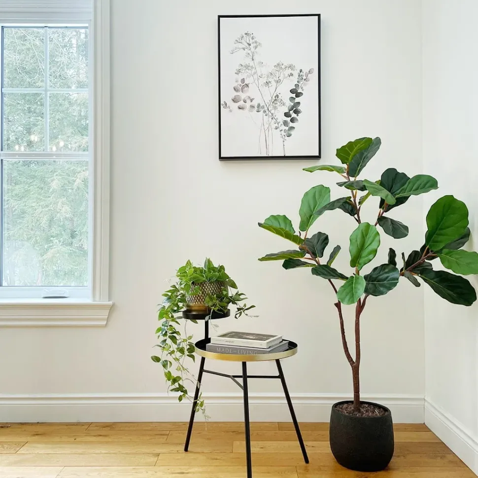 Design black and gold side table, 23 x 20″