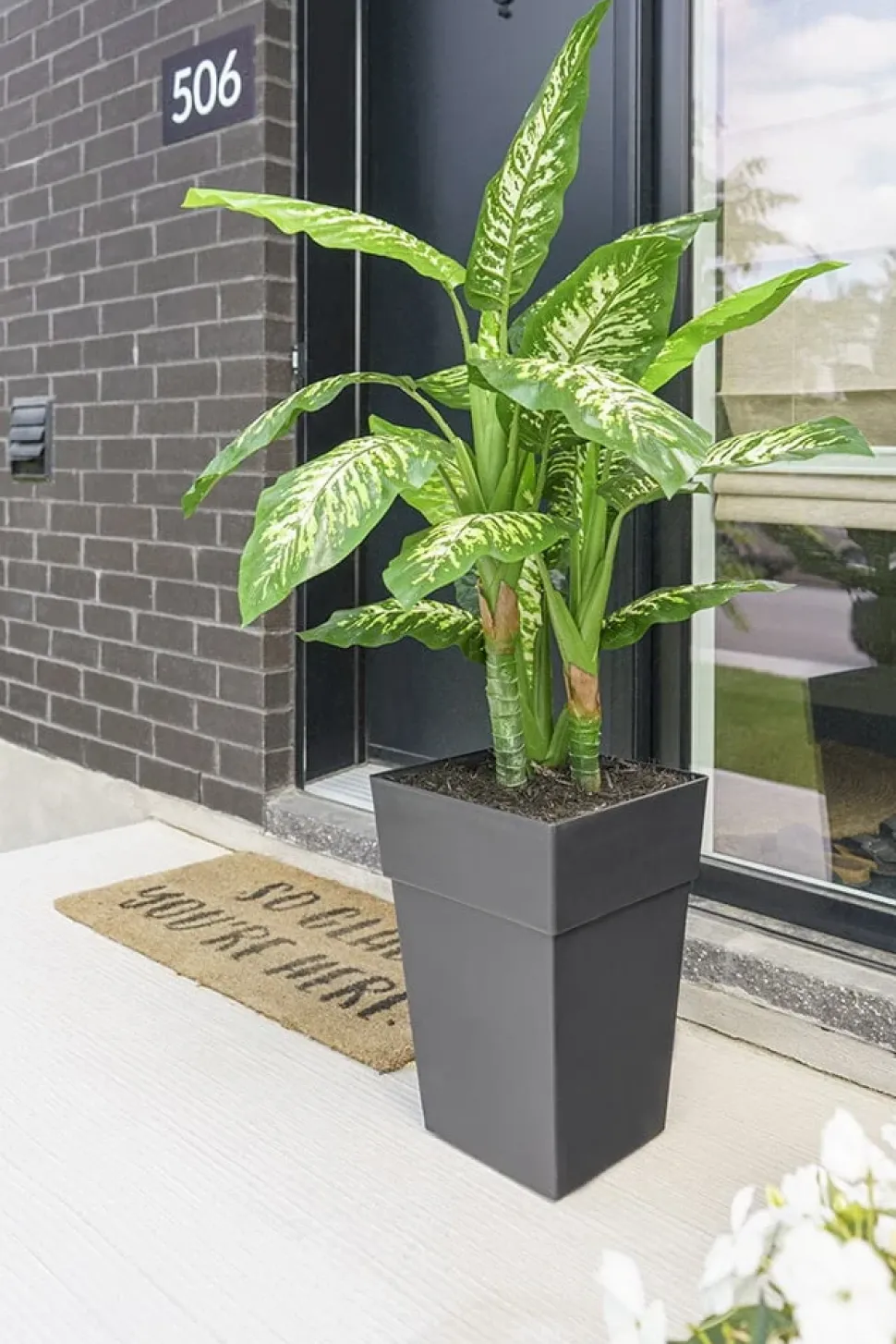 Dieffenbachia artificiel en pot extérieur, 53″