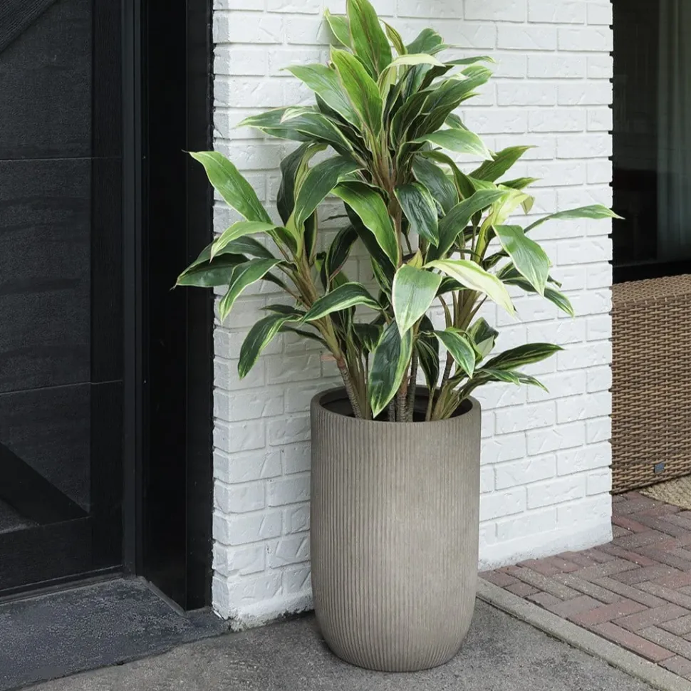 Dracaena artificial outdoor plant, 40″