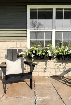 Exterior white hibiscus hanging bush, 35″