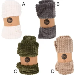 Flannel blanket, 59 x 49"