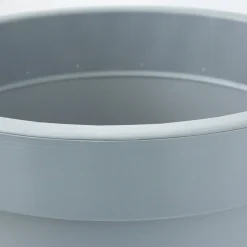 Grand pot extérieur en plastique gris, 19,5 x 19″