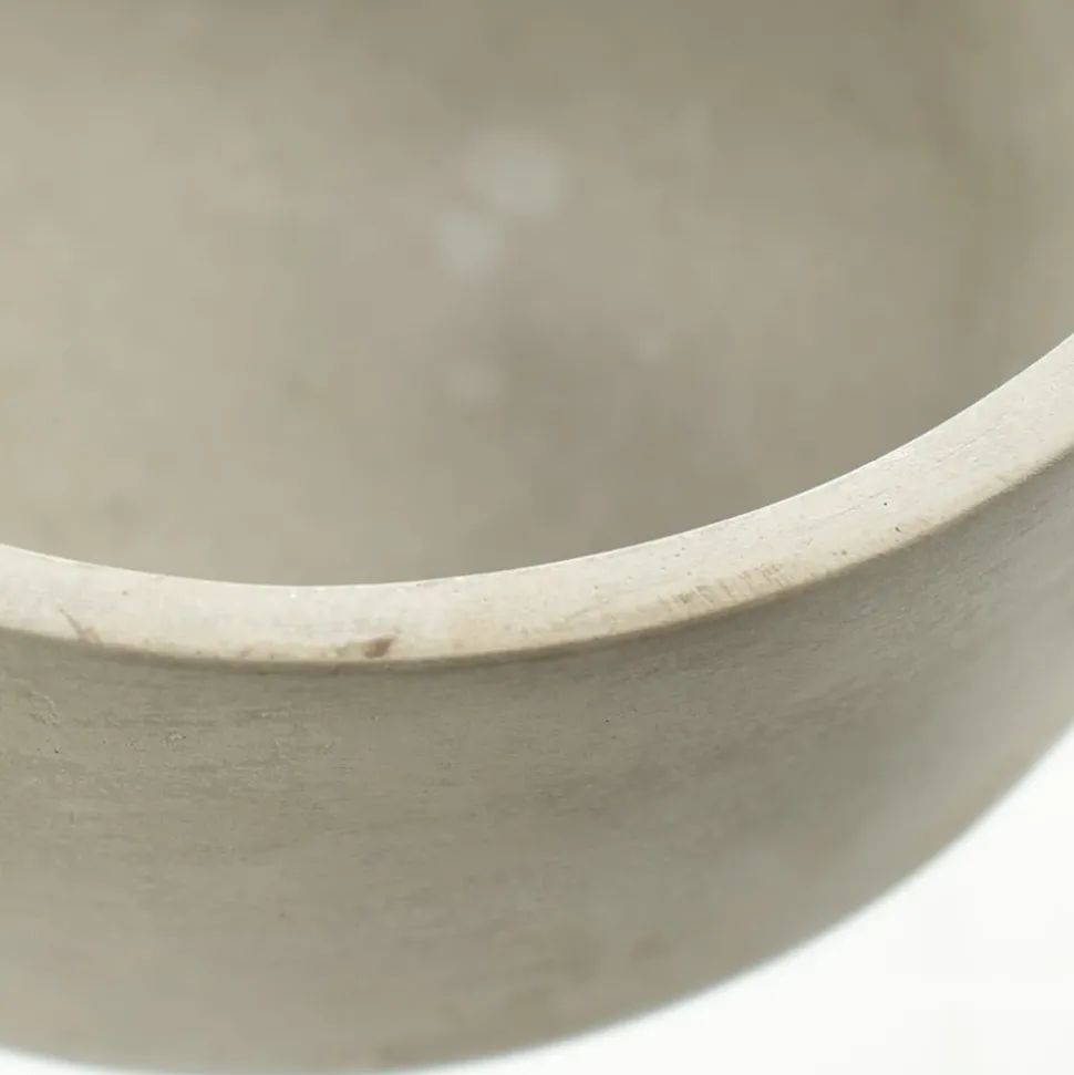 Grey cement pot, 4 x 7,5"
