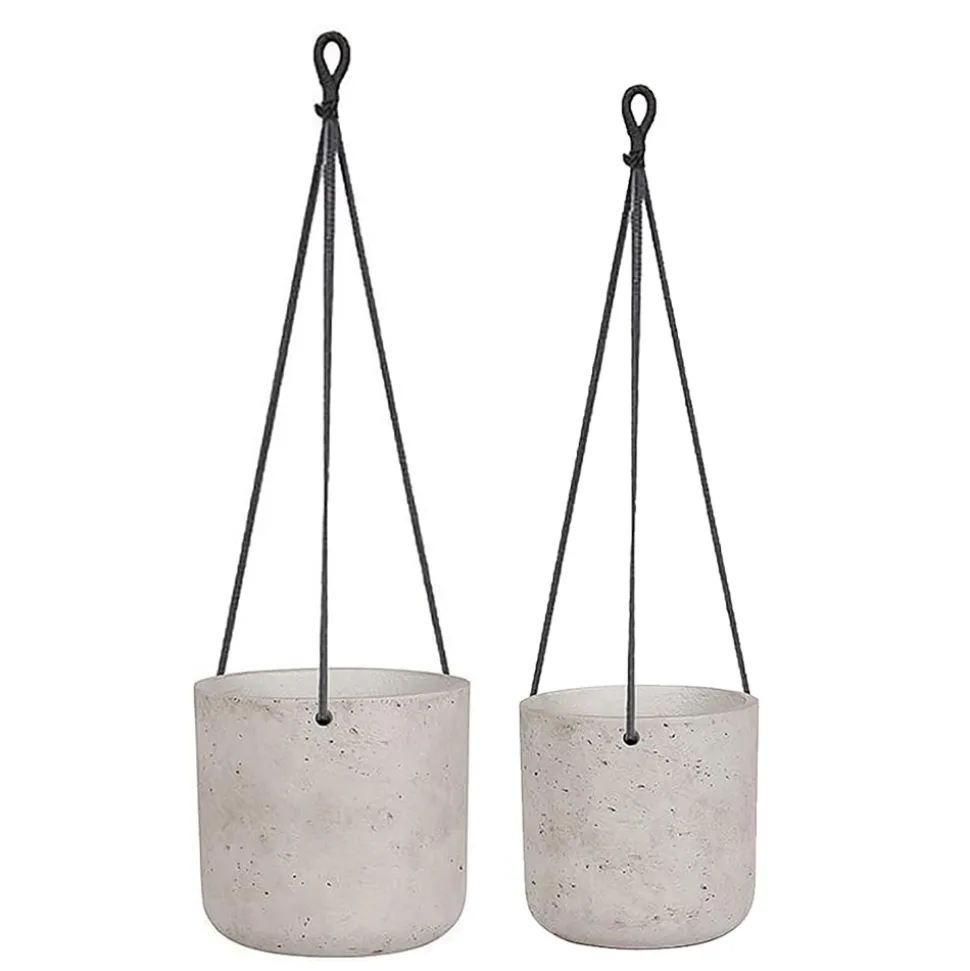 Hanging cement planter with rope