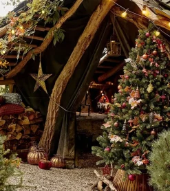 Hanging metal star with an antique look, 23"