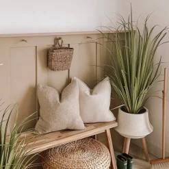 Herbes vertes en pot terrazzo sur pied, 56 x 18″