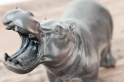 Hippopothame en résine, fini bronze 9″