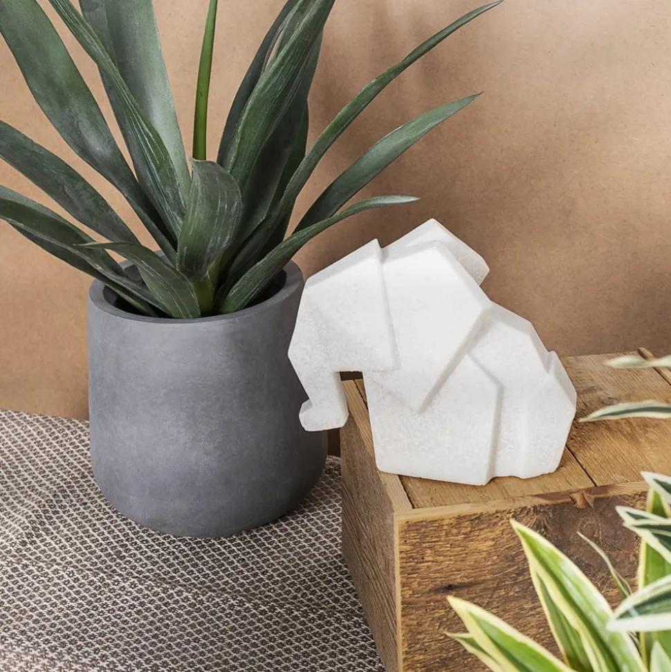 Éléphant en sable de quartz blanc, 6 x 8″