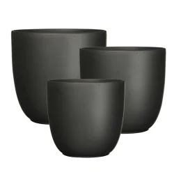 Matte black ceramic plant pot