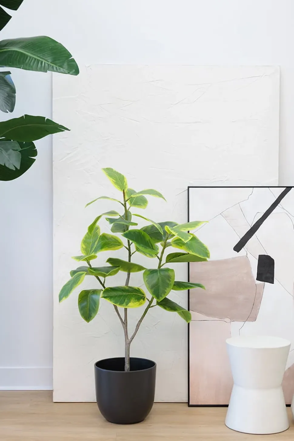 Matte black ceramic plant pot