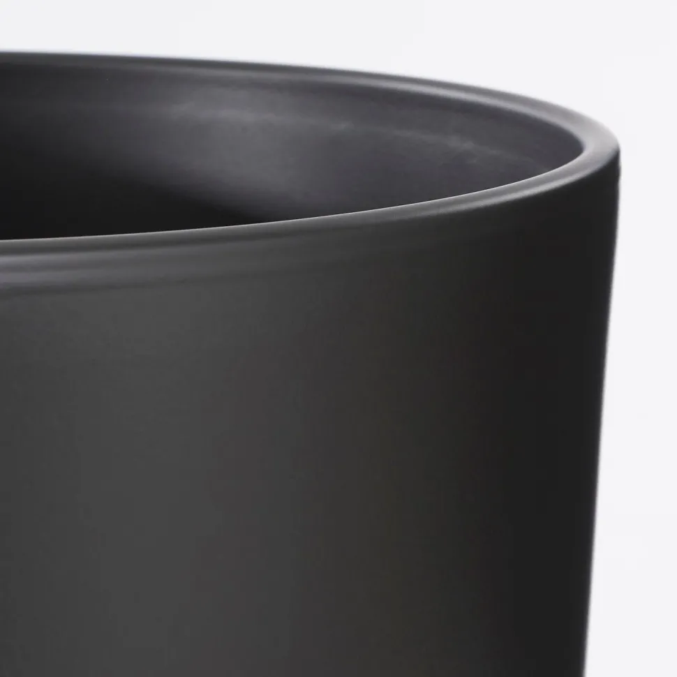 Matte black ceramic plant pot