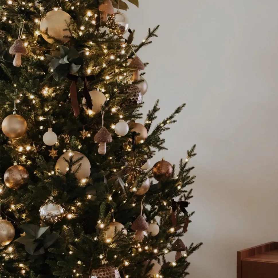 Ornement de Noël champignon en laine et bois, 4″