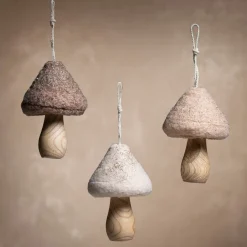 Ornement de Noël champignon en laine et bois, 4″