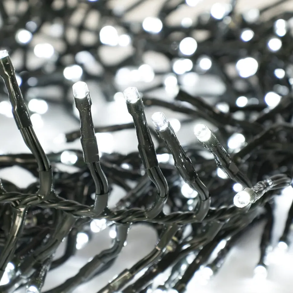 Outdoor 384 LEDs on green wire, pure white, 13′