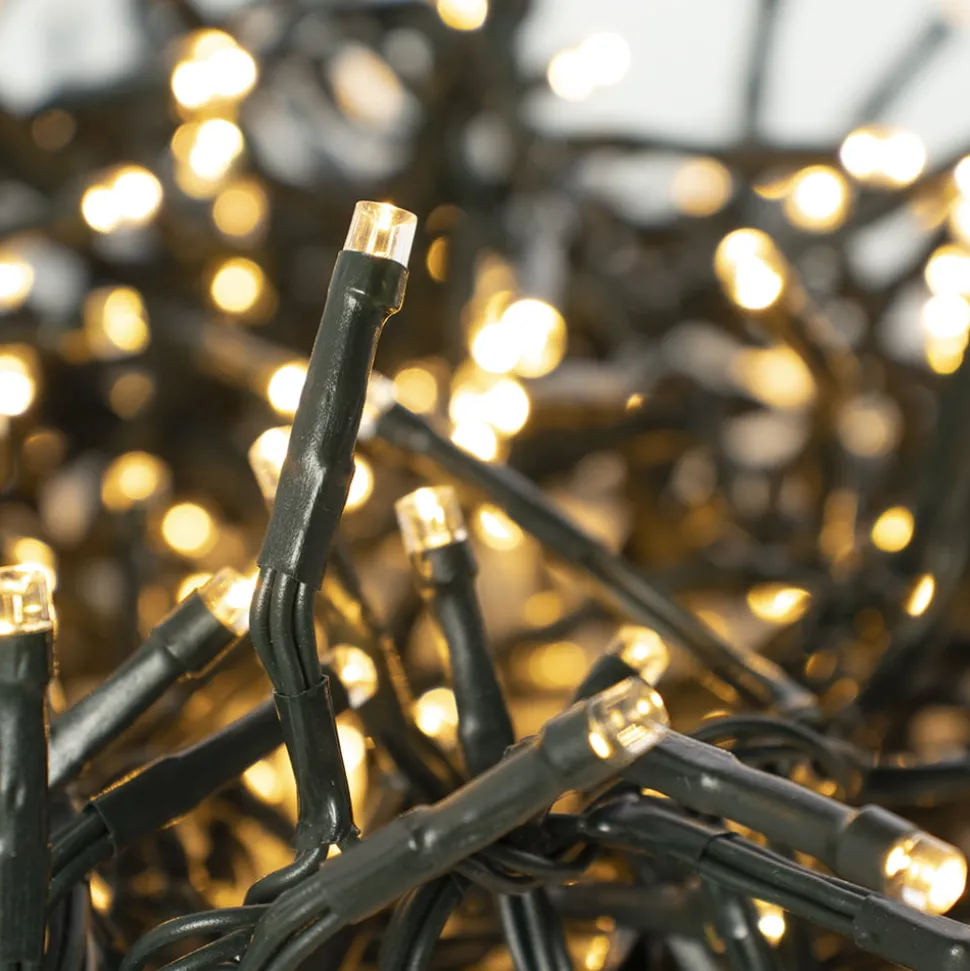 Outdoor 384 LEDs on green wire, warm white, 13′