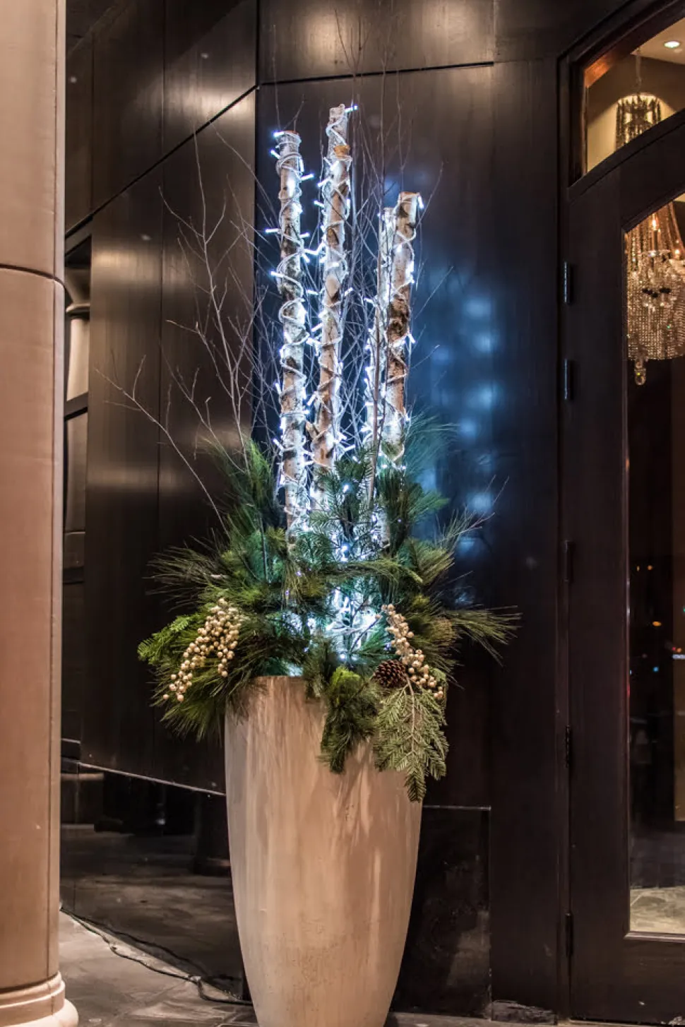 Outdoor 100 LEDs on white wire, pure white, 52,5′