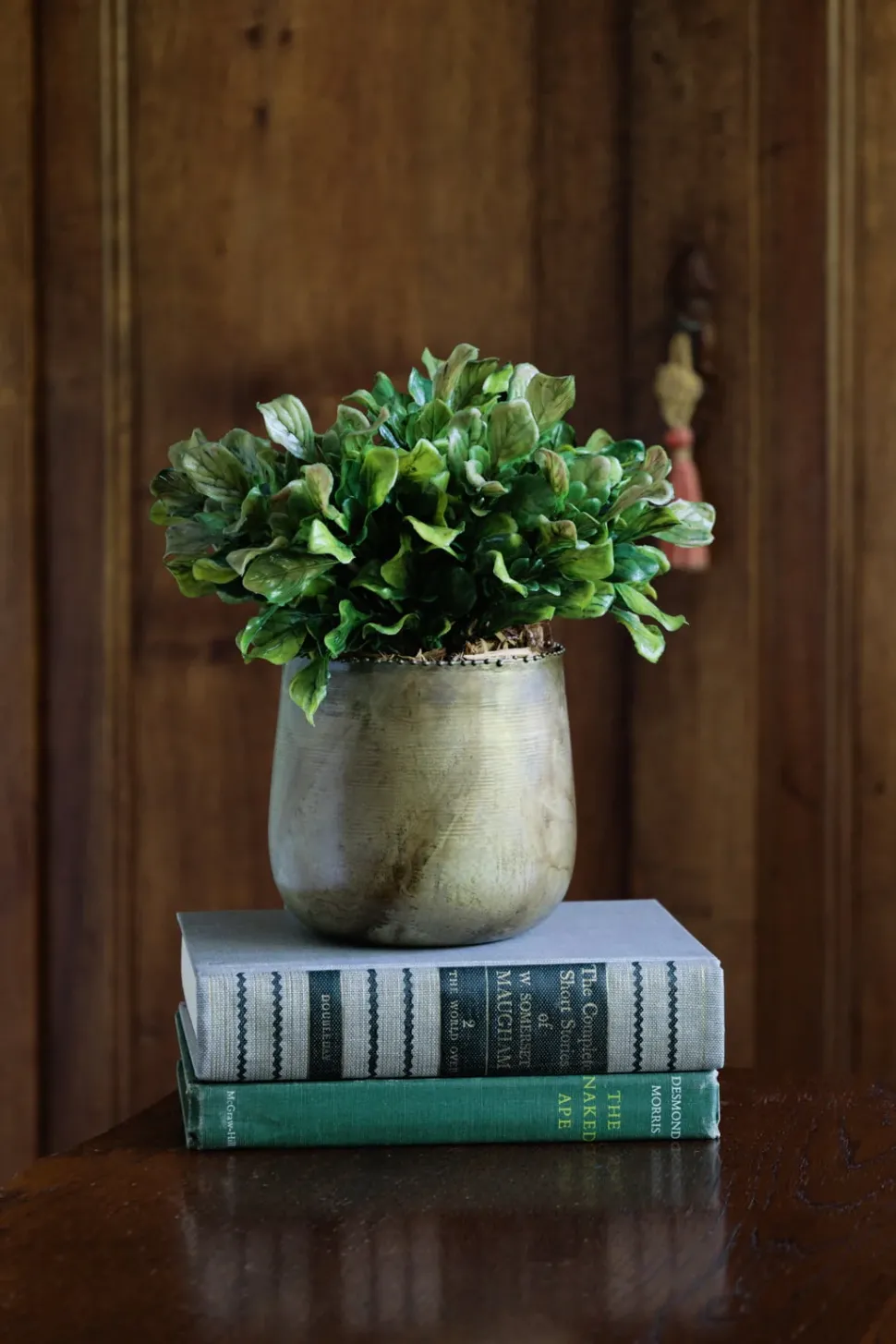 Petit feuillage vert et brun artificiel, 10″