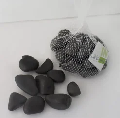 Polished black pebbles 20-40mm, 1kg