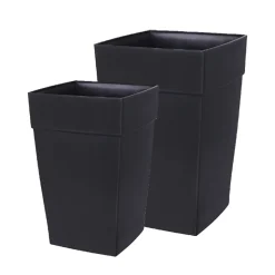 Pot en plastique carré noir