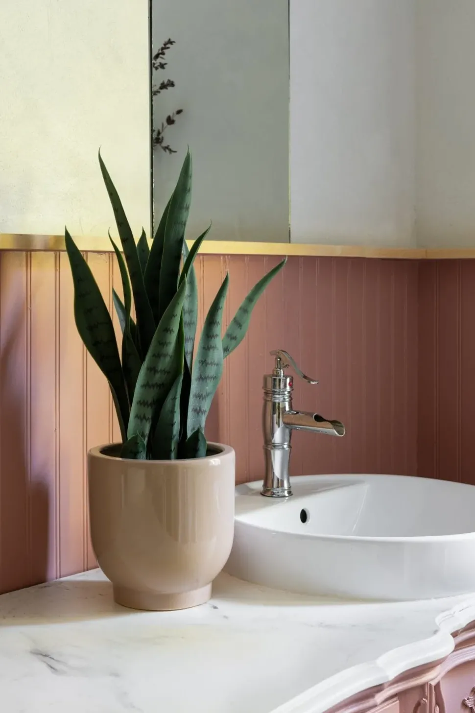 Sansevière verte artificielle, 22″