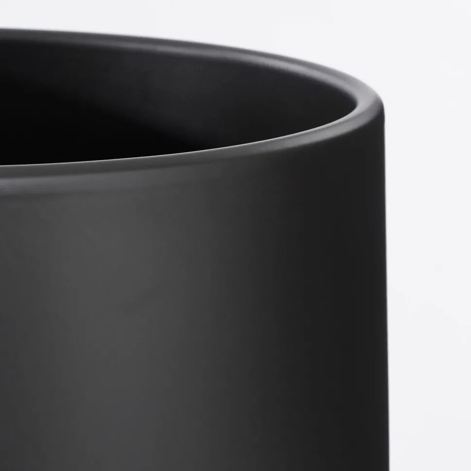 Small matte dark grey ceramic pot, 5,5 x 6"