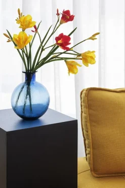 Vase rond en verre bleu foncé, 10 x 8″