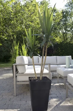 Yucca à trois troncs artificiel extérieur en pot, 68 x 27″